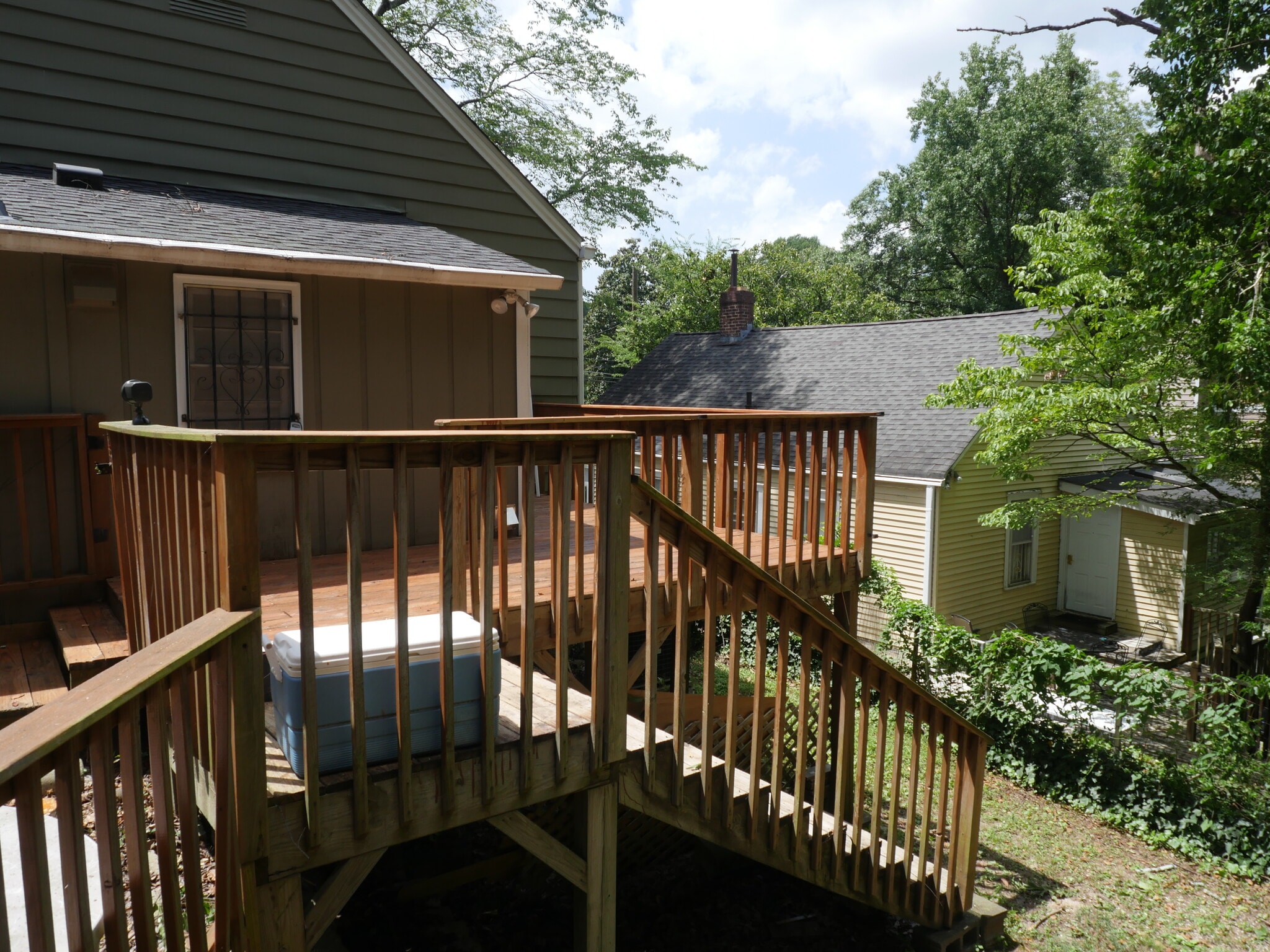 Stained back deck - 1065 Atlantic Dr NW