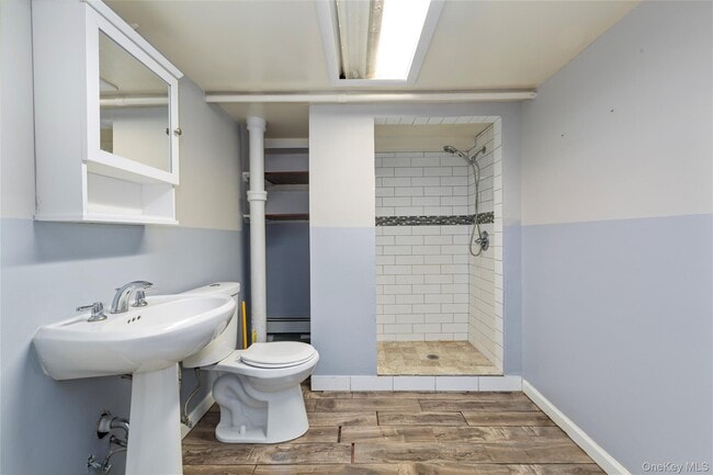 Building Photo - 355 1st St