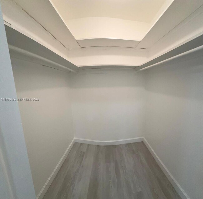 Building Photo - 2838 Madison St