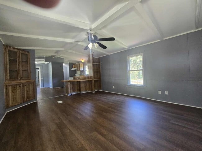 Building Photo - 1380 Mapleash Ave