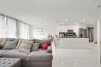 Building Photo - 3961 Adra Ave