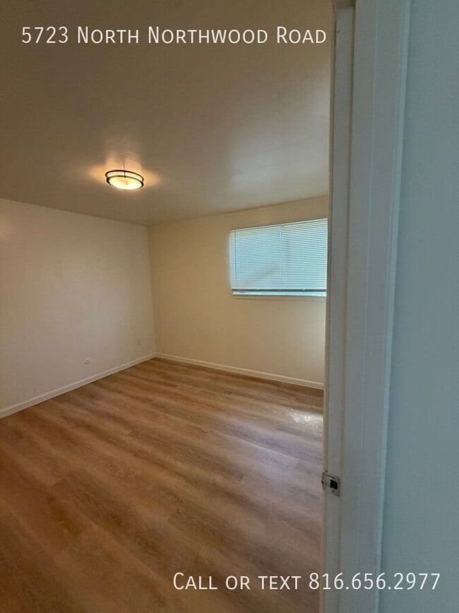 Building Photo - 5723 N Northwood Rd