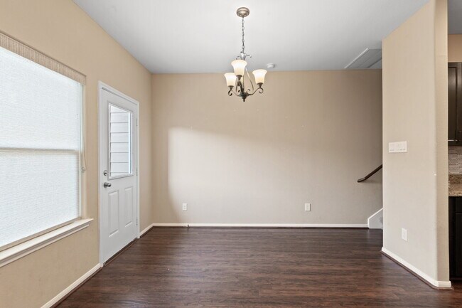 Building Photo - 17120 Wilthorne Gardens Ct