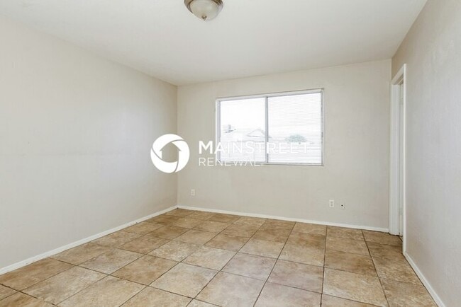 Building Photo - 3 Bedroom Pet-Friendly Home in Phoenix, AZ...