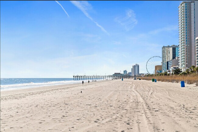 Building Photo - 1801 Withers Dr