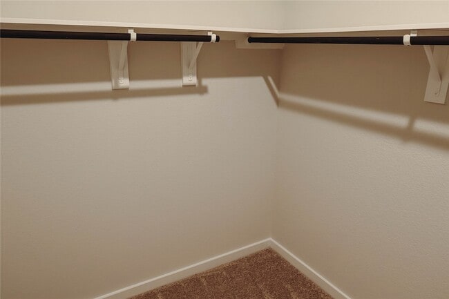 Building Photo - 8586 Blueberry Ash St