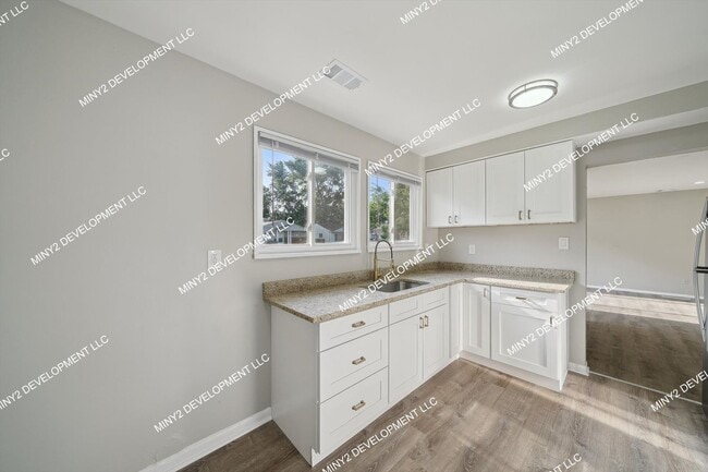 Building Photo - Completely Updated 3-Bedroom, 1-Bath Ranch...