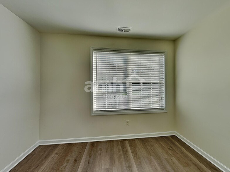 Building Photo - 114 Parsons Green Ct