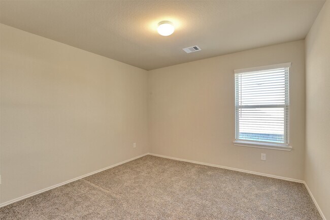 Building Photo - 13845 Rock Island Trl