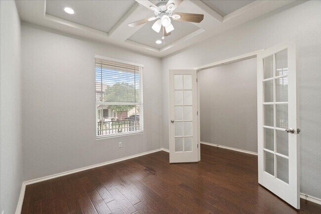 Building Photo - 15 Stone Terrace Dr