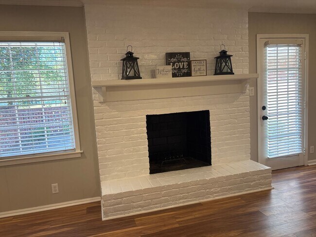 Building Photo - Great Home!