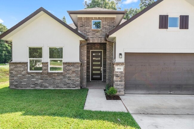 Building Photo - 3532 White Oak Point Dr