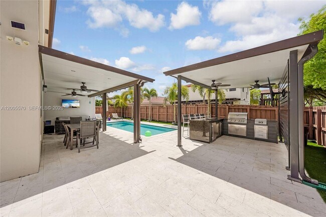 Building Photo - 15294 SW 173rd St