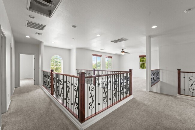 Building Photo - Live Large in Maricopa – Over 3,900 Sq Ft ...