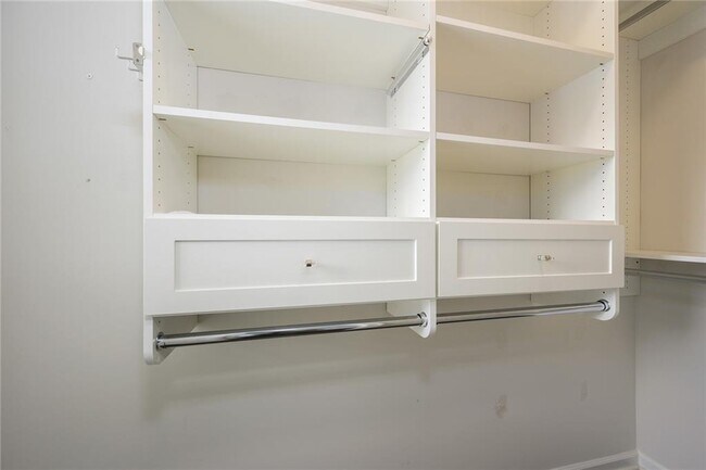 Building Photo - 4231 Deming Cir