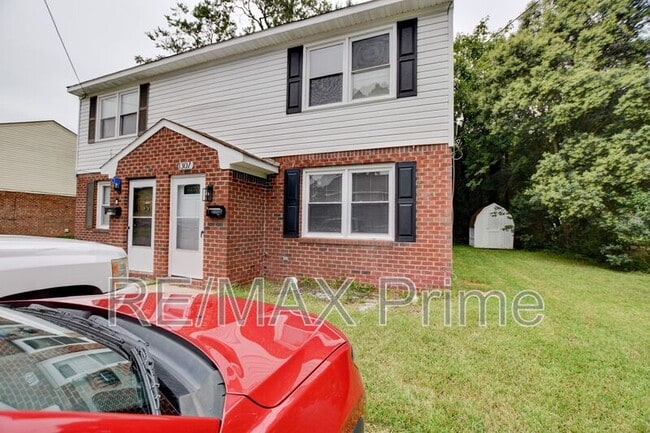 Building Photo - 1307 Richmond Ave