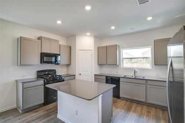 Building Photo - 232 Canley Lp