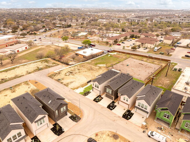 Building Photo - Brand-New, Never-Lived-In Townhome – A San...