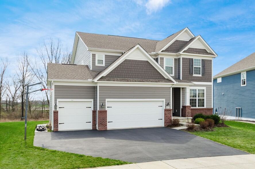 Building Photo - 6692 Rocky Ridge Dr