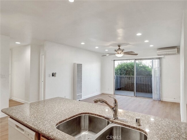 Building Photo - 4727 W 147th St