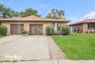 Building Photo - 456 E Lorraine Ave