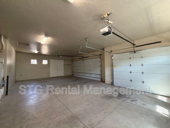 Building Photo - 1145 W 2400 S