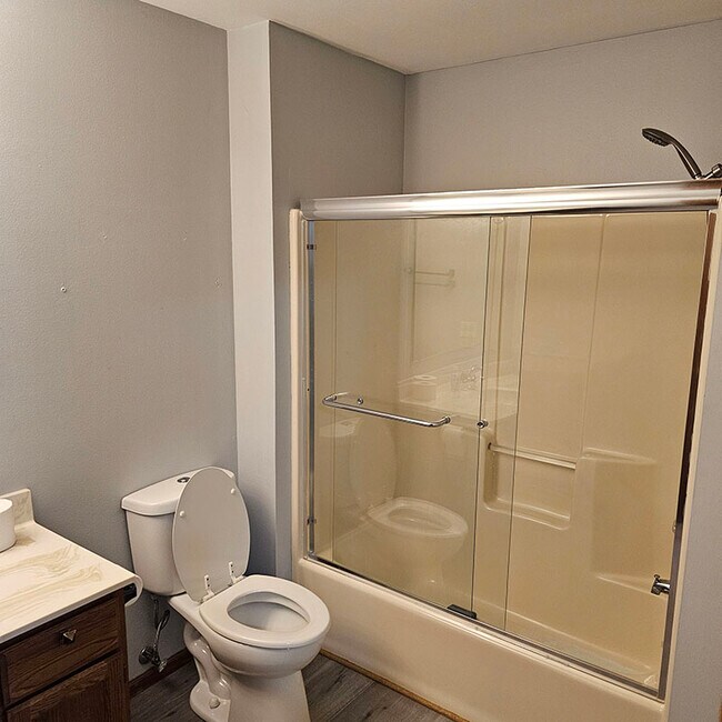 Building Photo - 284 Minz Park Cir