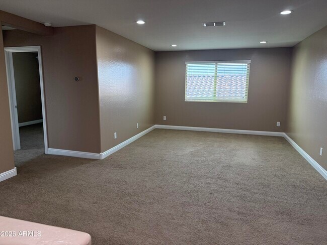 Building Photo - 10743 W Desert Elm Ln