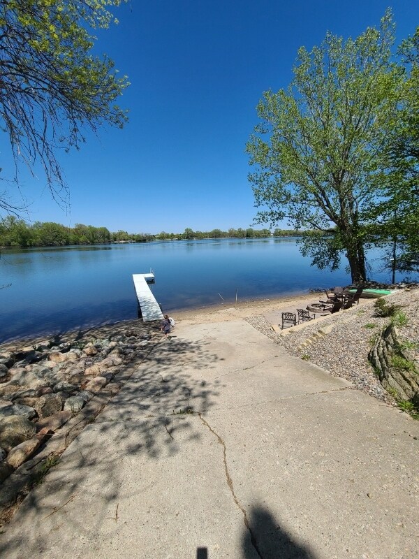 28660 W Lake Dr 28660 W Lake Dr Madison Lake MN 56063 Apartment Finder