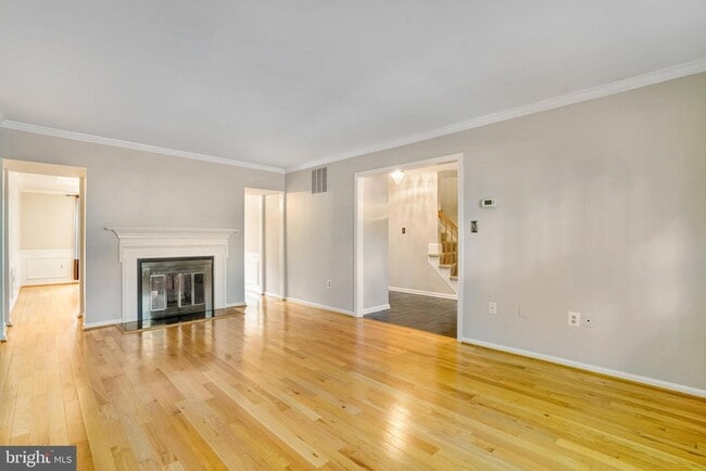 Building Photo - 2131 Kings Mill Ct