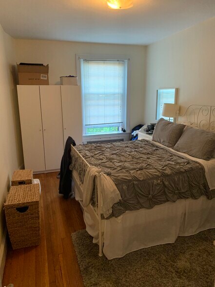 Building Photo - 456 Beacon St