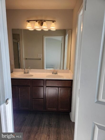 Building Photo - 30 Sage Wy