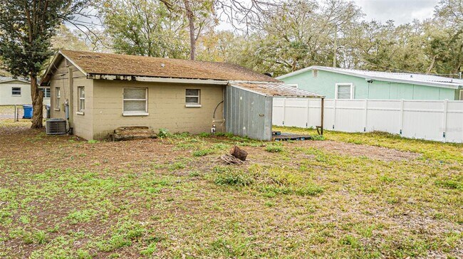 Building Photo - 14918 Pine Crest Rd