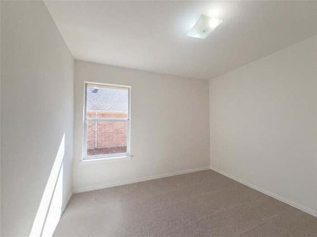 Building Photo - 1713 Lewis Trail