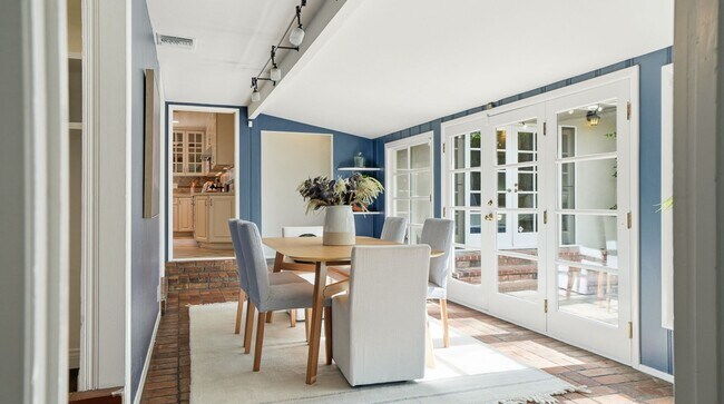Building Photo - FALL IN LOVE with Ranch Style Living!