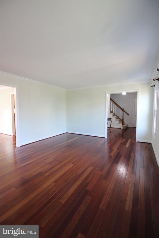 Building Photo - 13111 Willoughby Point Dr