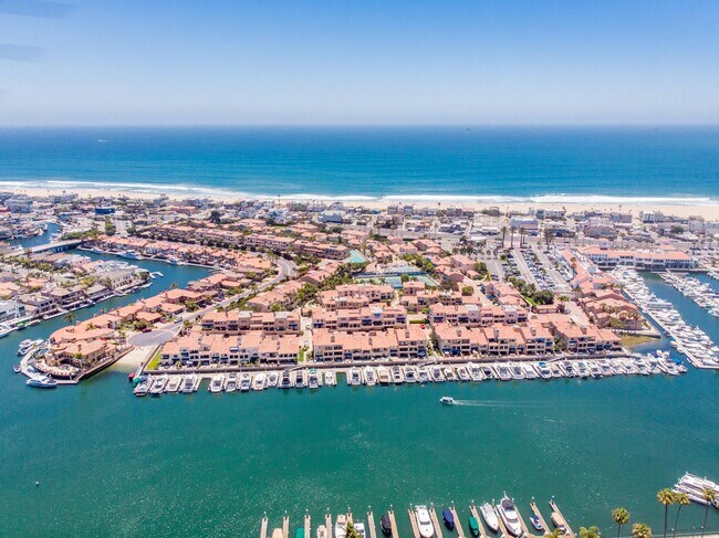 Building Photo - Huntington Harbour