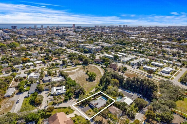 Building Photo - 486 NW 1st St