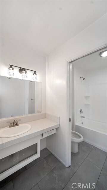 Building Photo - 218 15th St