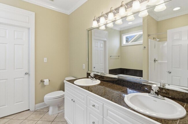 Building Photo - 44 Bridgefield Ct