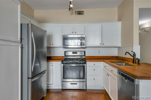 Building Photo - 5435 South Dover Street