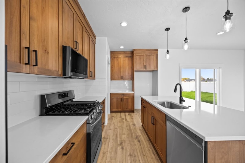 Building Photo - 2130 Justine Ct