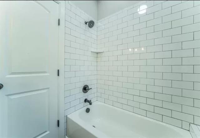 Building Photo - 710 N Rusk St