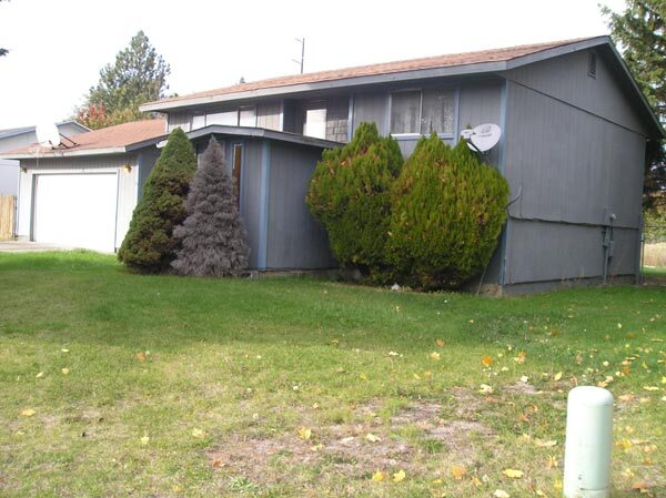 Building Photo - 15217 E 2nd Ave
