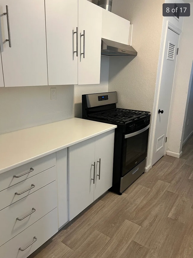 Building Photo - 3390 16th Ave