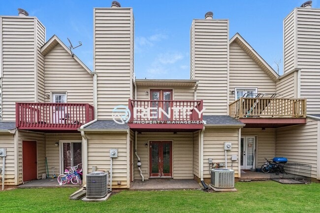 Building Photo - 312 Mar-Don Hills Ct