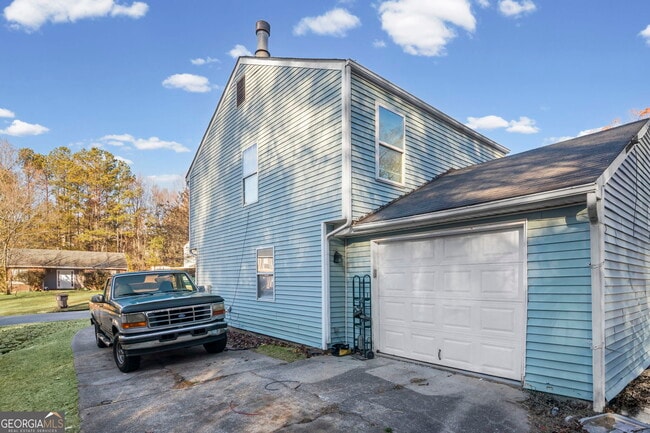 Building Photo - 5626 Pine Gate Dr