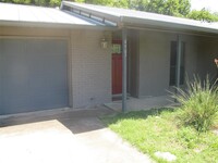 Building Photo - 4907 Richmond Ave