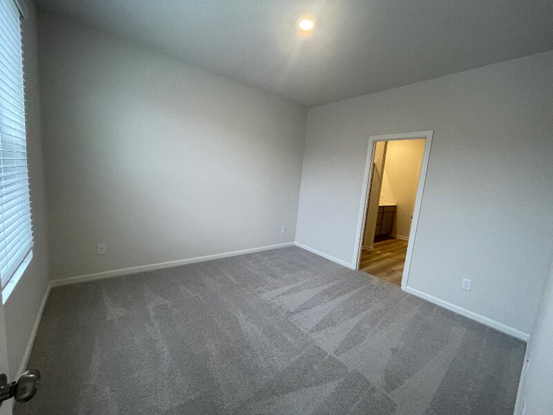 Building Photo - 1720 Manuka Ln