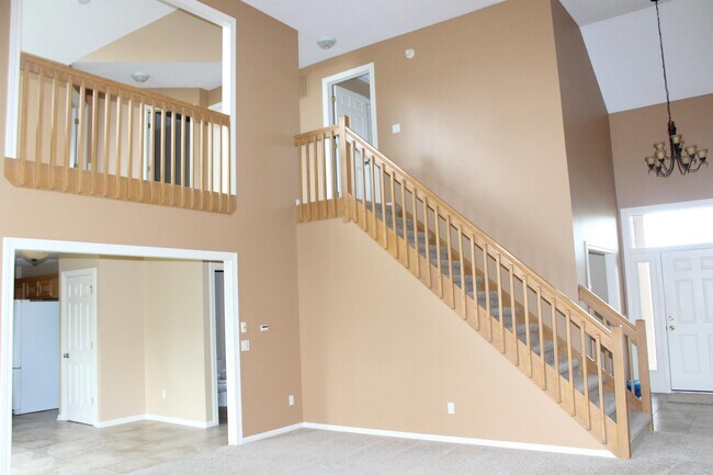Building Photo - 1114 Pathfinder Cove